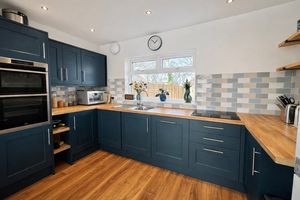 Photo 7- click for photo gallery